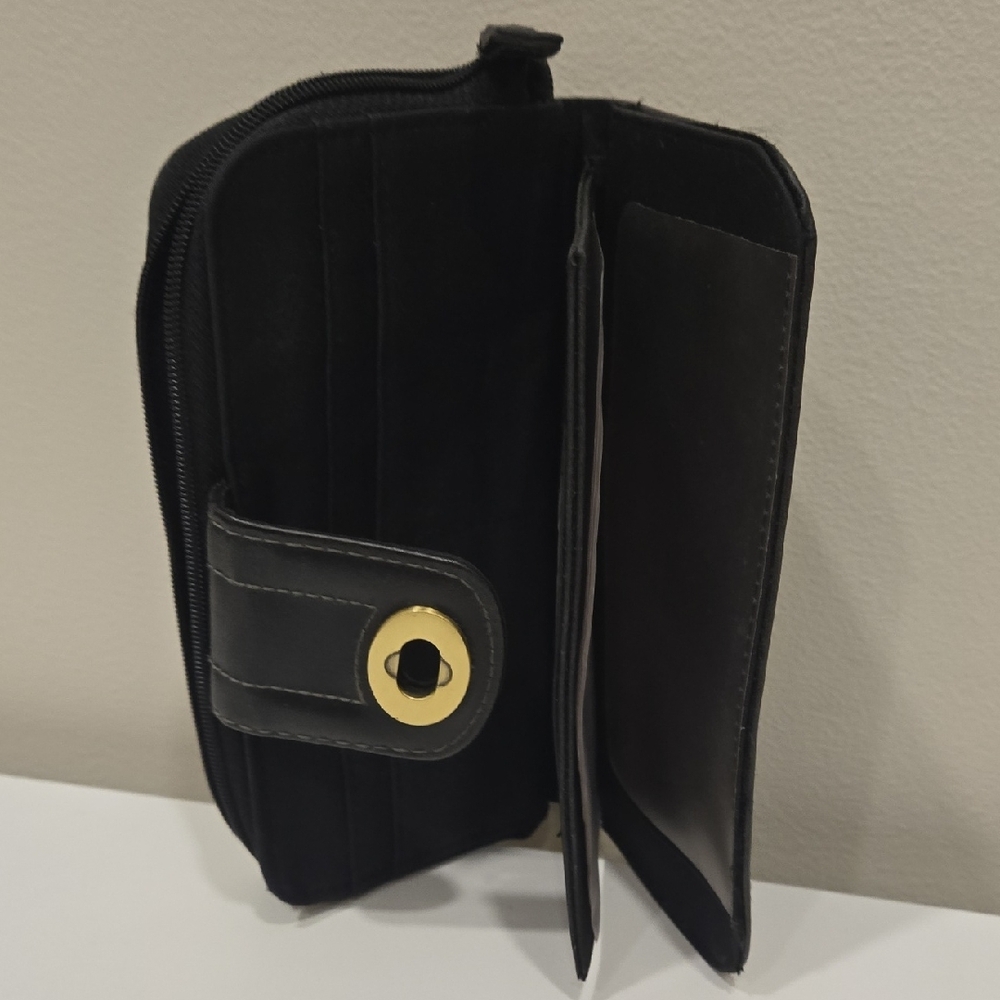 Black Wallet Long Zip Around - Picture 14 of 16